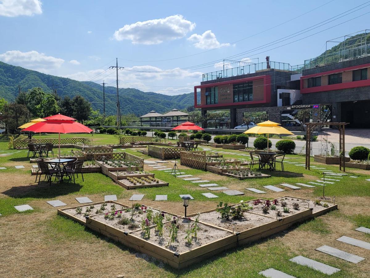 Tomato Pension Hongcheon Exterior photo