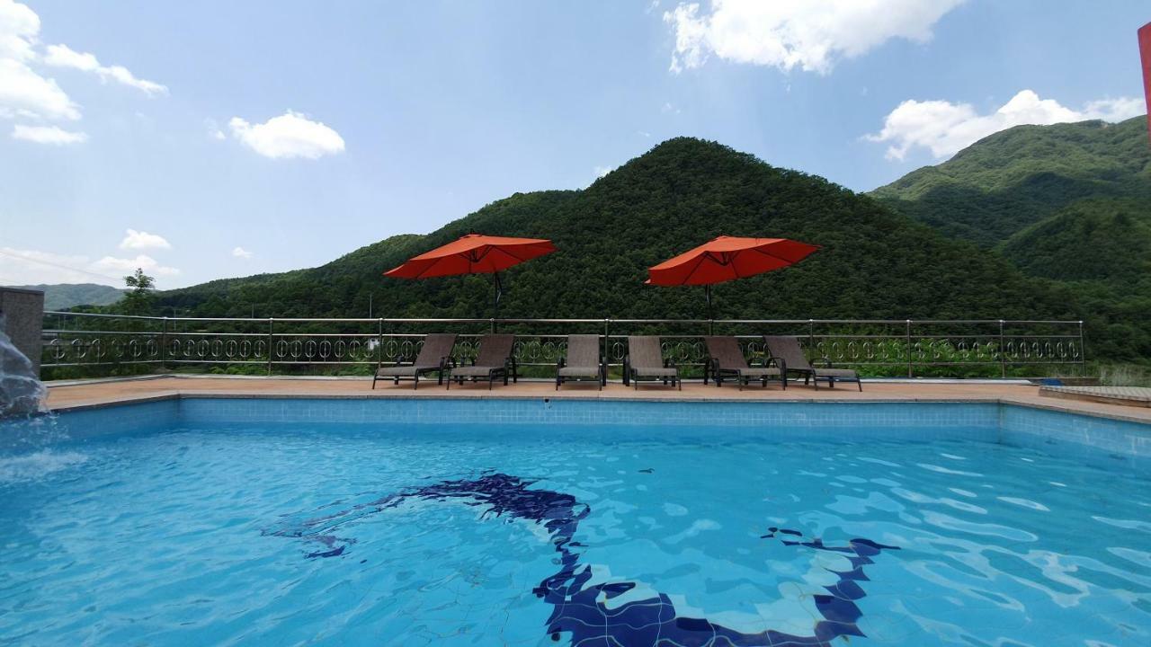 Tomato Pension Hongcheon Exterior photo